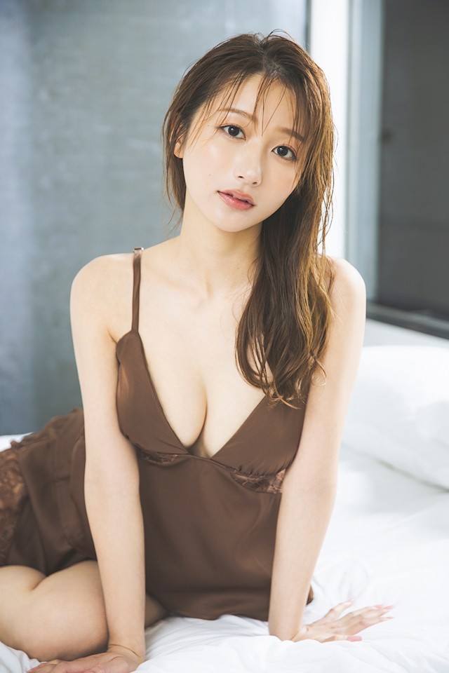 結城 あきプロフィール写真10